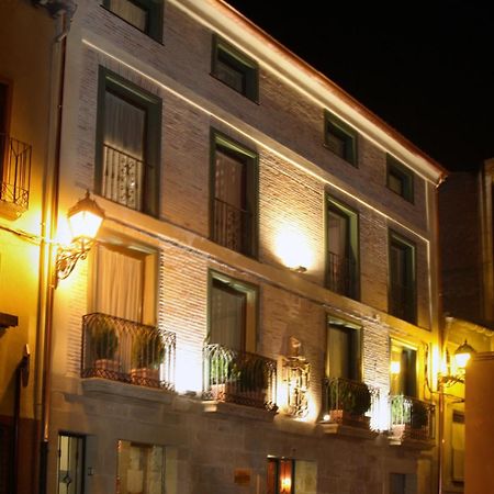 Hotel Duques De Нахера Экстерьер фото