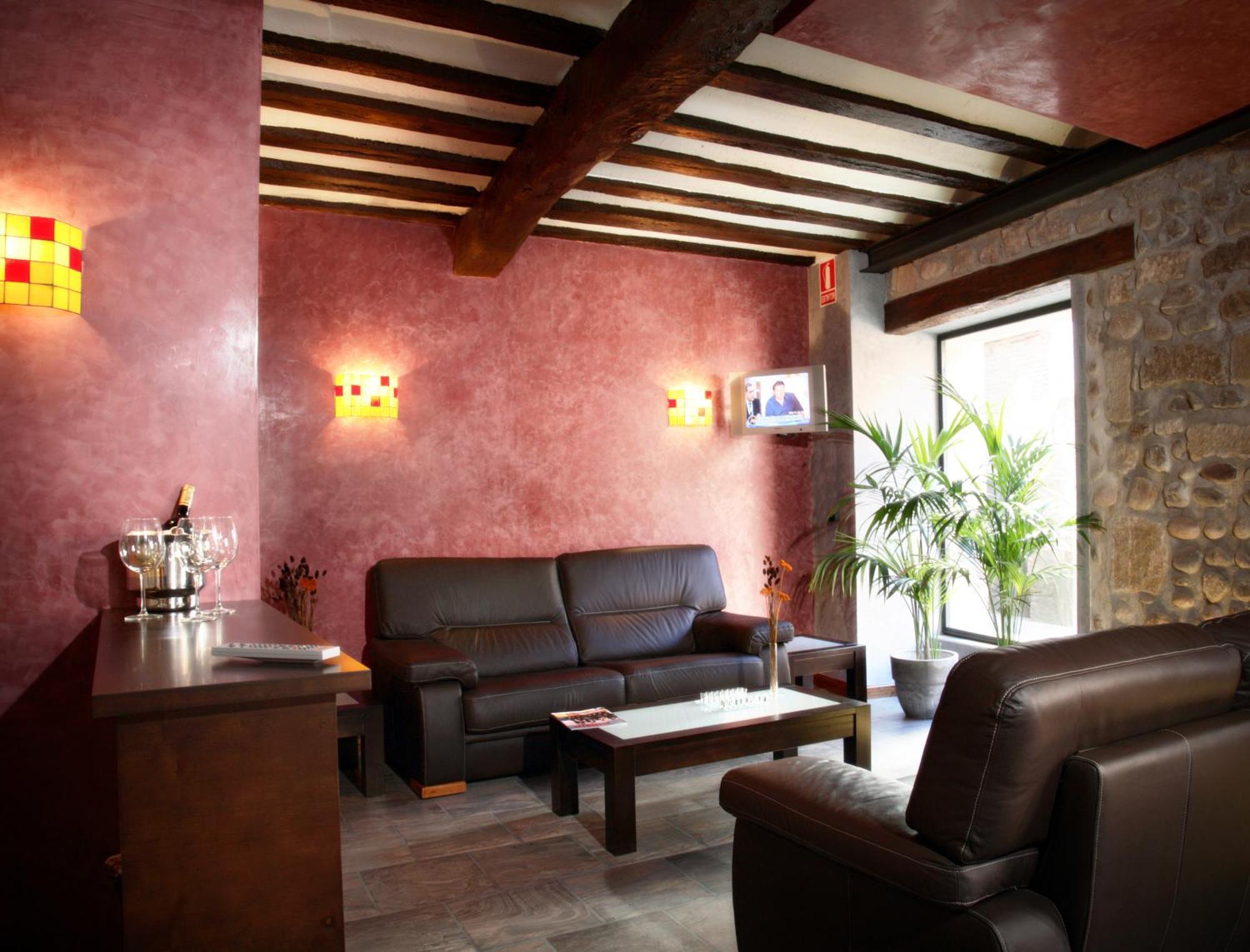 Hotel Duques De Нахера Экстерьер фото