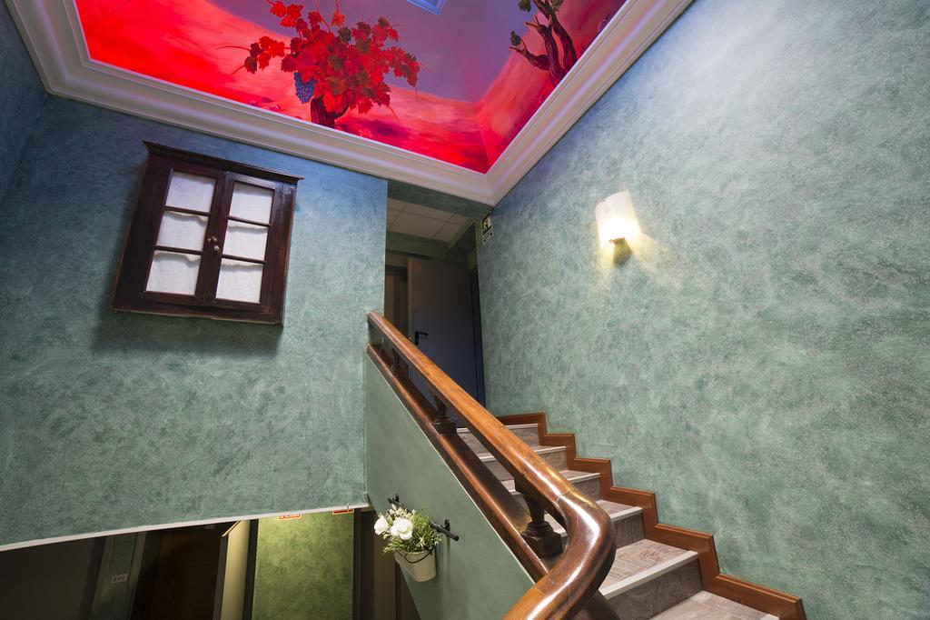 Hotel Duques De Нахера Экстерьер фото