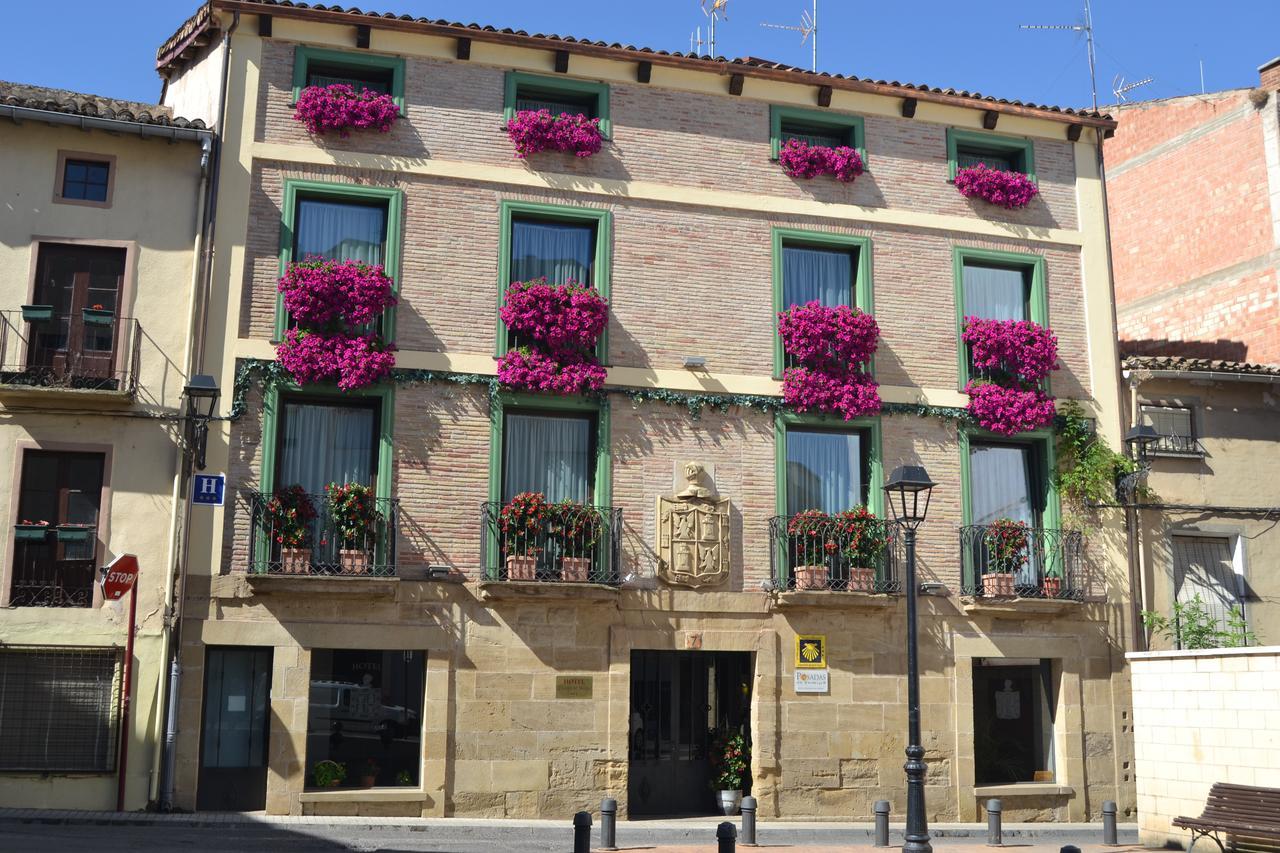 Hotel Duques De Нахера Экстерьер фото